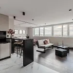 77 Views By Inshi Apartment