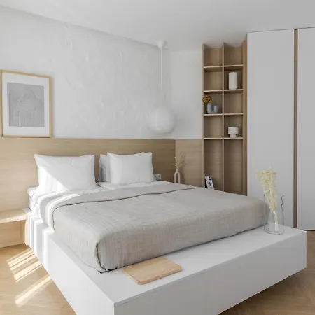 Apartament 77 Views By Inshi