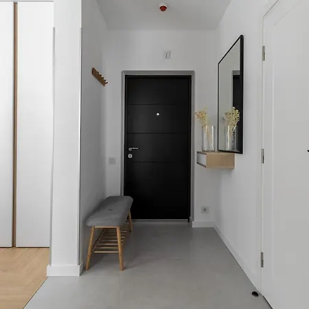 77 Views By Inshi Apartmán