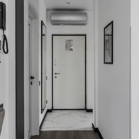 77 Views By Inshi Lvov