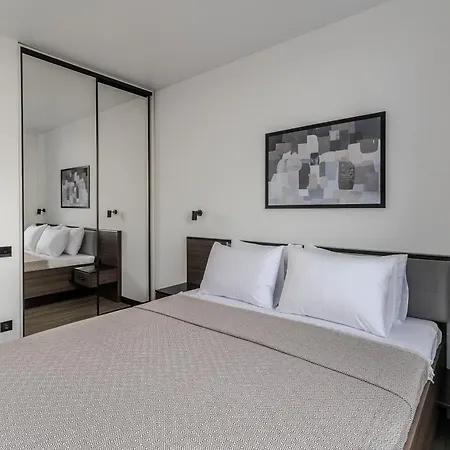 77 Views By Inshi Apartment Lviv