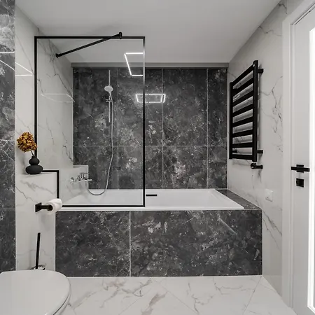 Apartament 77 Views By Inshi