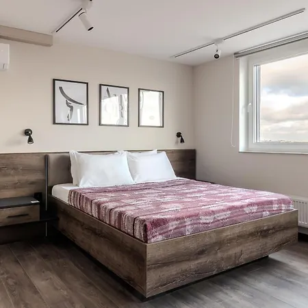 77 Views By Inshi * Λβιβ