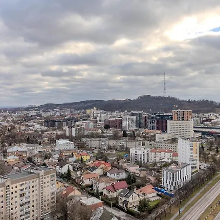 77 Views By Inshi Apartmán *