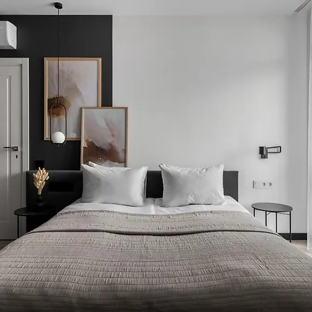 77 Views By Inshi Διαμέρισμα