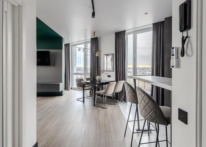 77 Views By Inshi Apartment