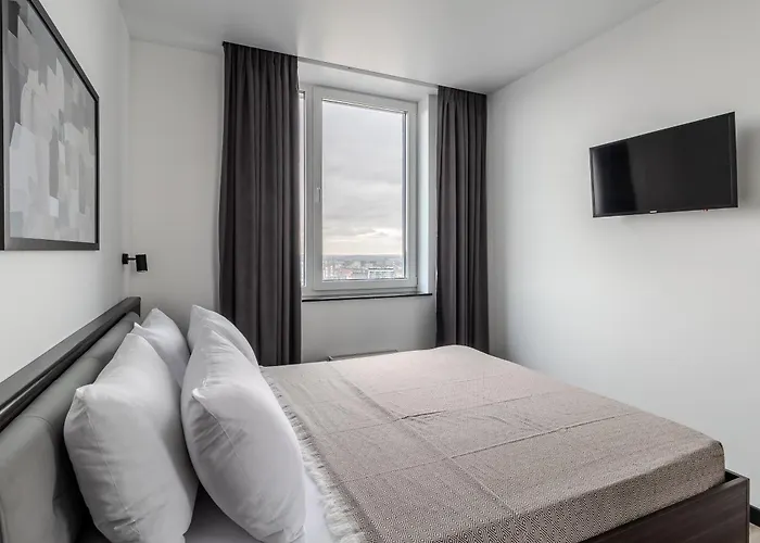 77 Views By Inshi 리비프