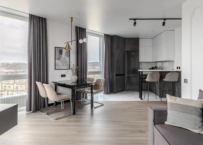 아파트 77 Views By Inshi