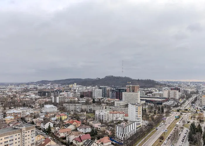 아파트 77 Views By Inshi *