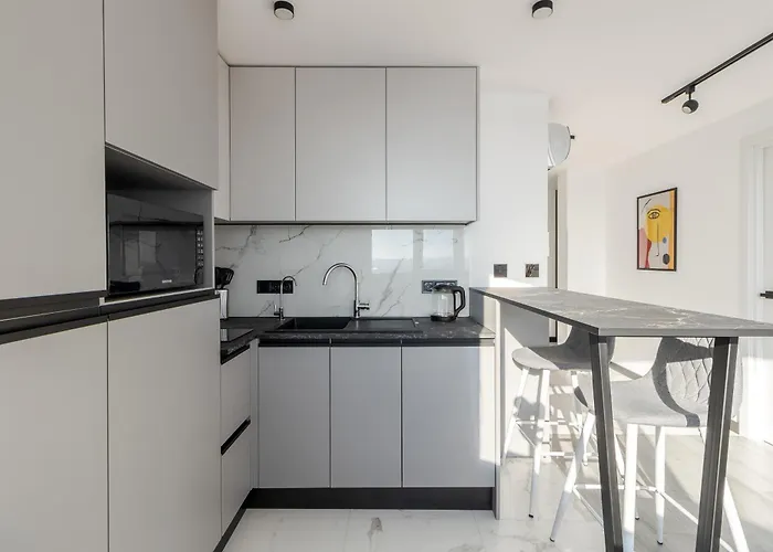 77 Views By Inshi Львов