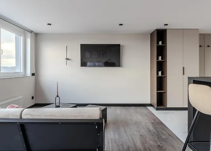 77 Views By Inshi 아파트 리비프