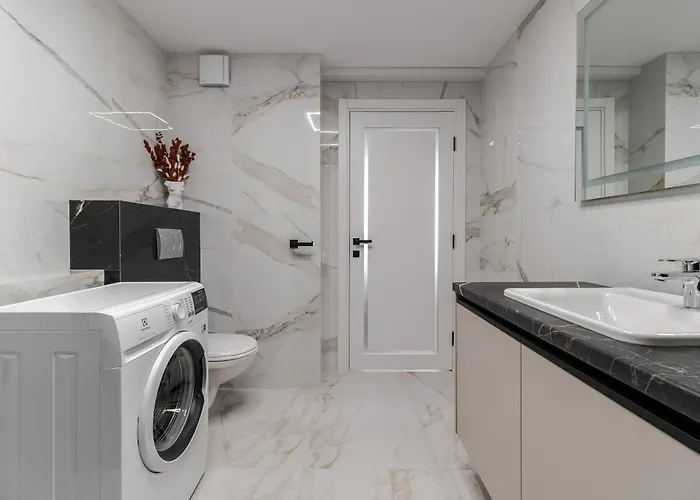 77 Views By Inshi 아파트