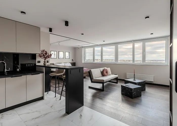 77 Views By Inshi Apartment