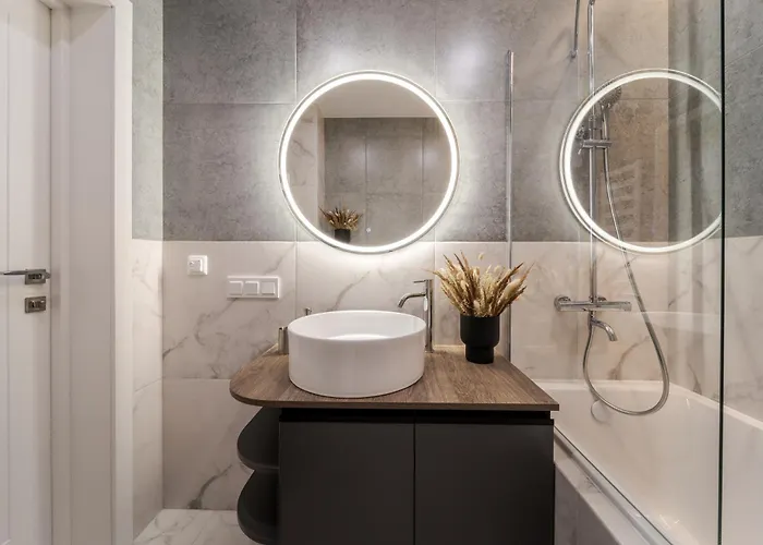 Apartment 77 Views By Inshi *