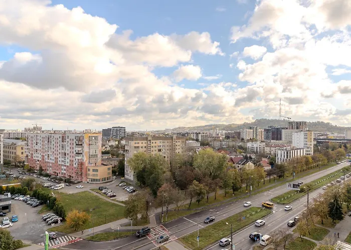 77 Views By Inshi Lviv