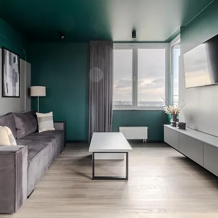 77 Views By Inshi Appartement *