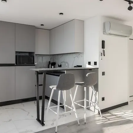 77 Views By Inshi Apartament Lwów