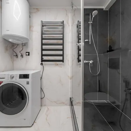 Apartament 77 Views By Inshi *