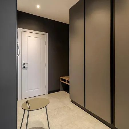 77 Views By Inshi Apartament Lwów